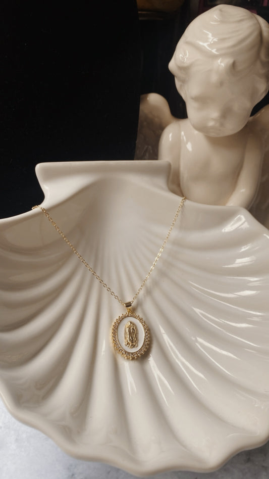 Beautiful whole virgencita pendant necklace