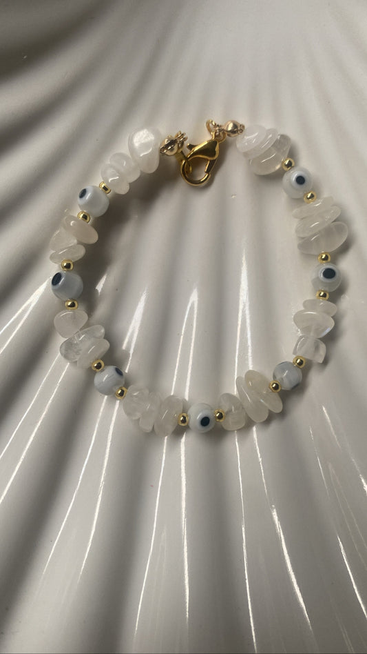 Moonstone white ojito bracelet