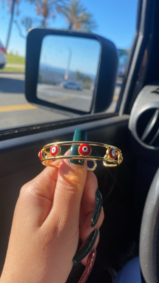 Red oro laminado ojito bangle