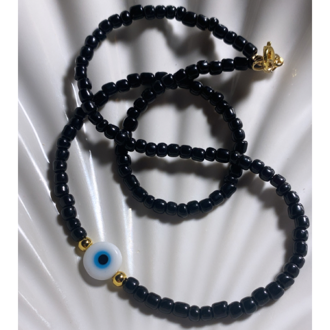 Black on black ojito necklace