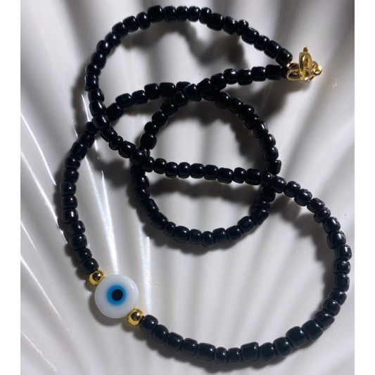 Black on black ojito necklace